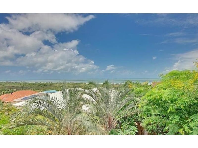 7 Samoa Street, Pacific Heights QLD 4703